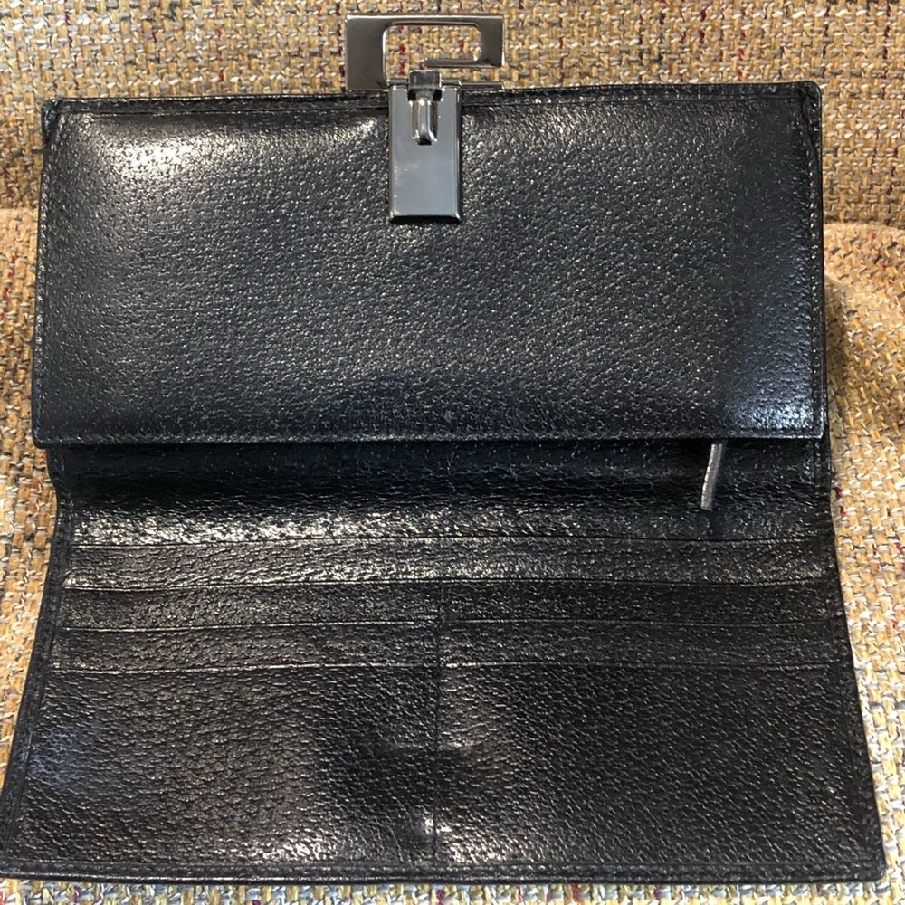 RARE GUCCI Black Lambskin Trifold Long Wallet with Silver G Clasp Vintage - Picture 6 of 17